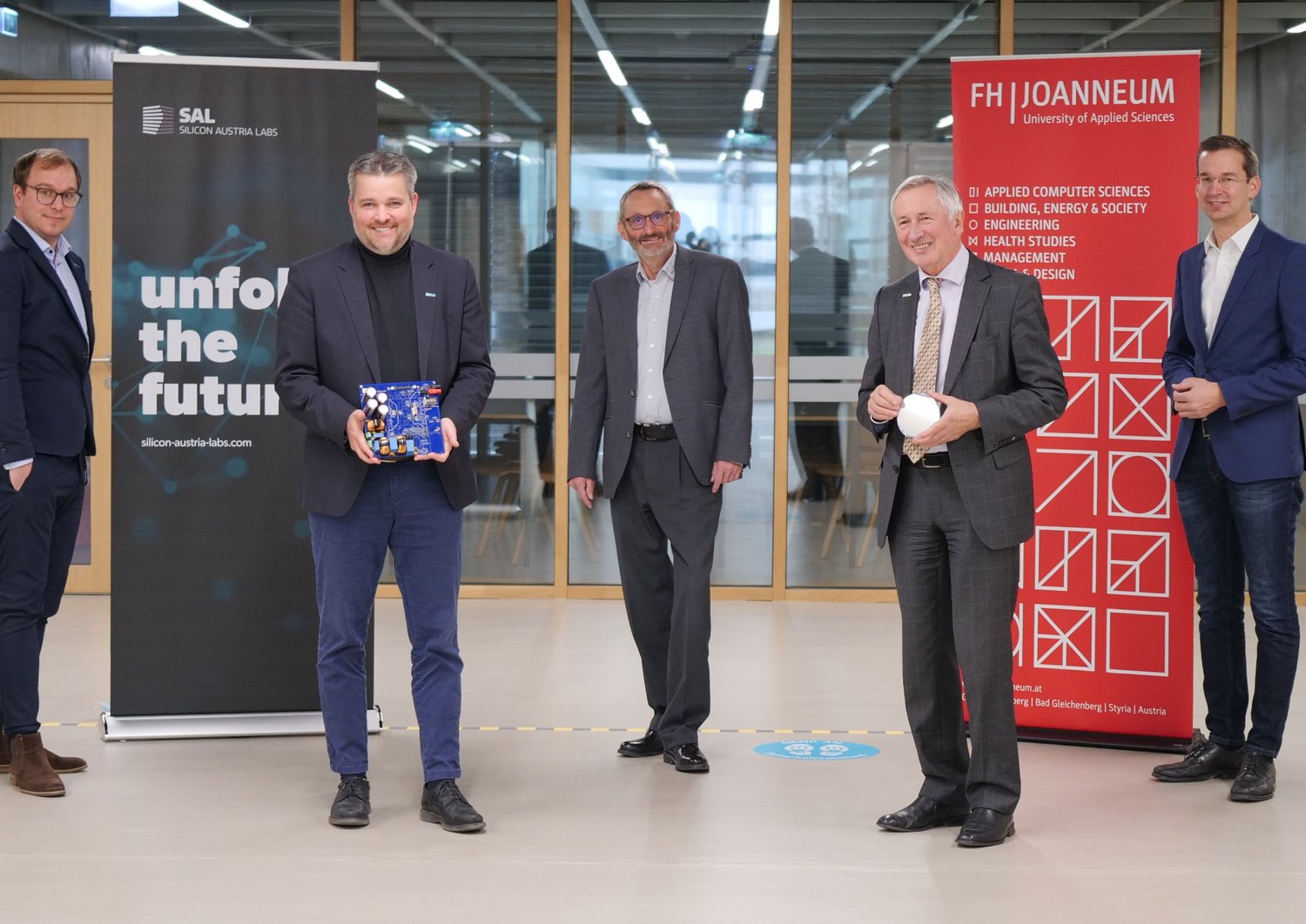 Rudolf Krall, Gerald Murauer, Hubert Berger, Karl Peter Pfeiffer and Martin Payer stand next to each other